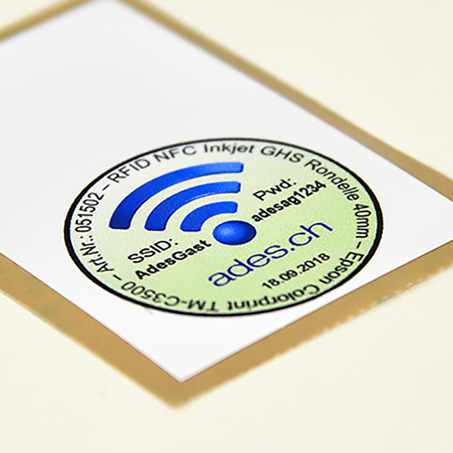 Prüfplaketten und Vignetten mit RFID Tag zum Beschreiben